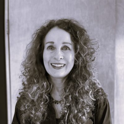 Headshot of Beth Reader
