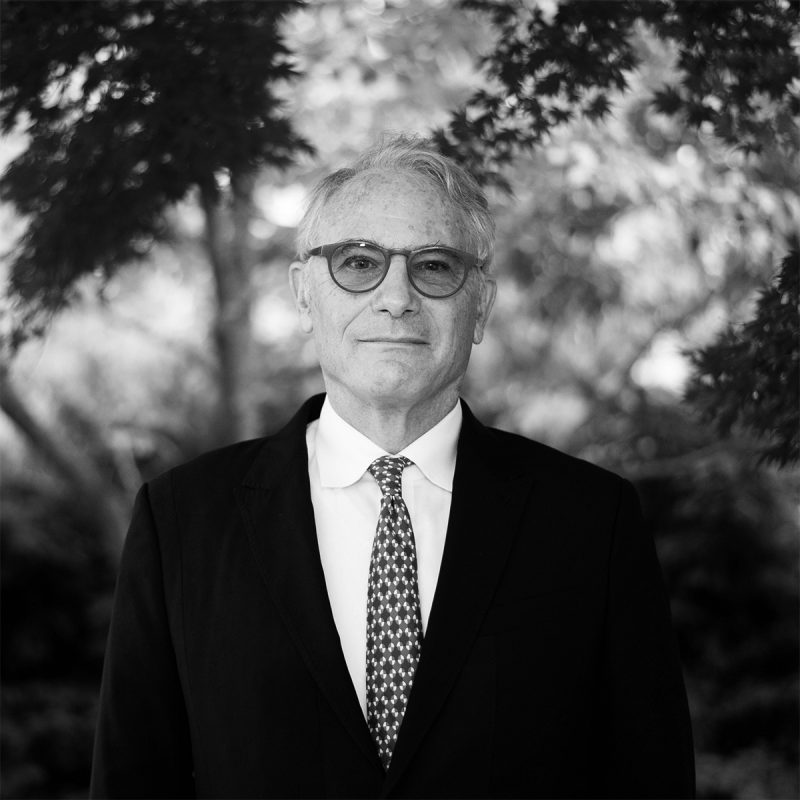 Portrait photo of Ryan Pieper