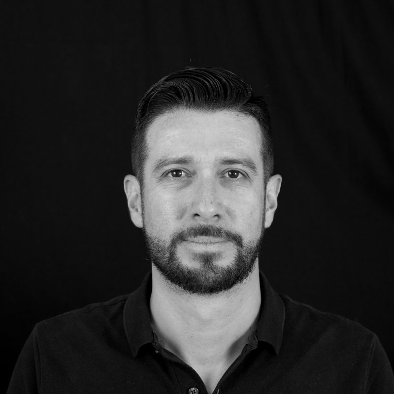 Headshot of Gonzalo Muñoz-Vera