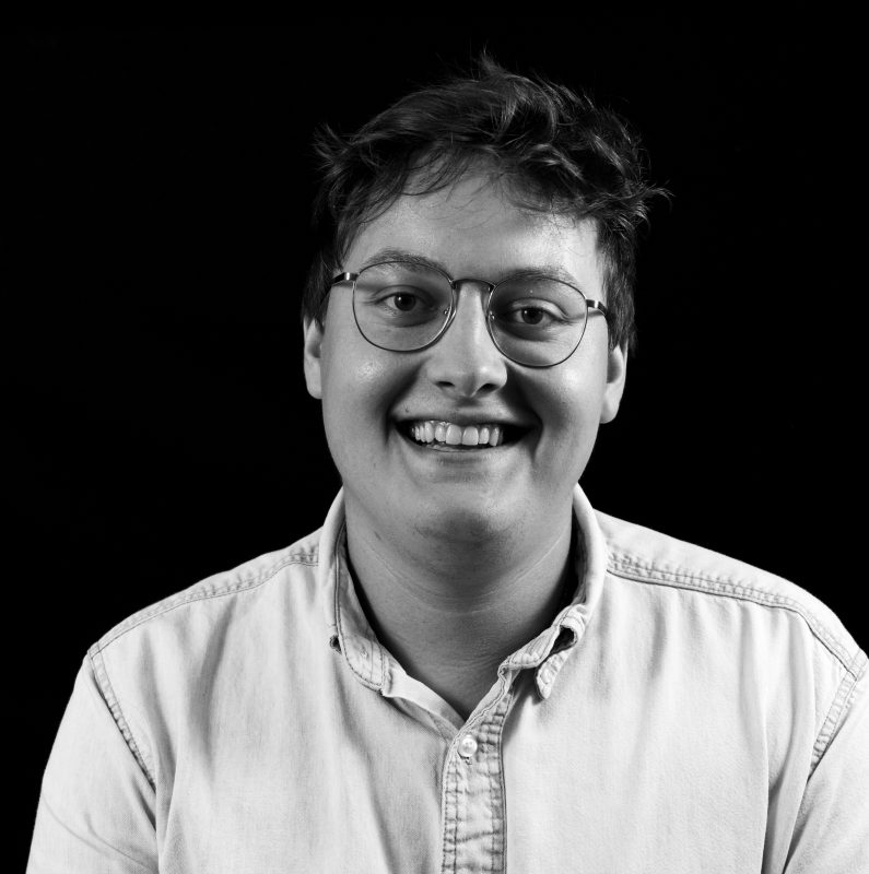 Portrait photo of Andrew Durfee