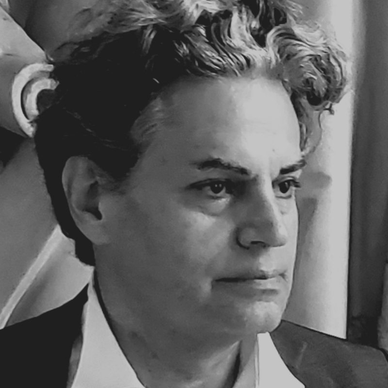 Portrait photo of Marcelo Stamm